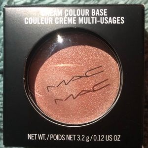 MAC CREAM COLORED BASE